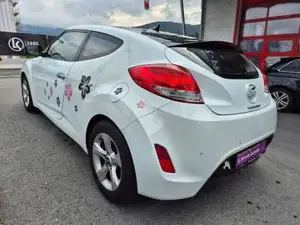 Hyundai VELOSTER Bild 8