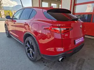 Alfa Romeo Stelvio Bild 8