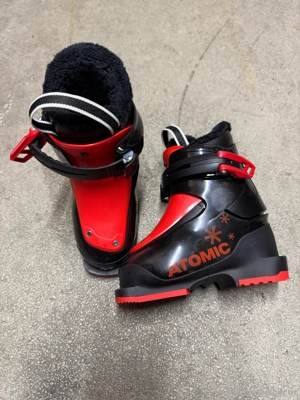 Atomic Kinderskischuhe Bild 3