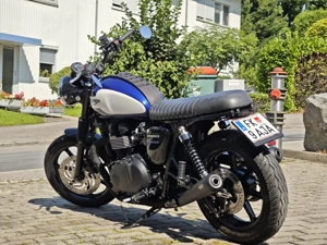 Triumph Bonneville T100 Sonderedition Newchurch Cafe Racer Bild 5
