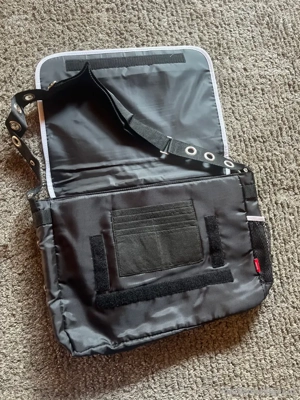 s.Oliver Schultertasche Bild 2