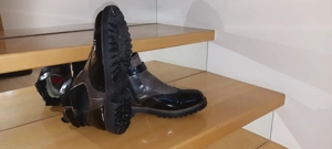 Halbschuh und Freizeitschuh Bild 3