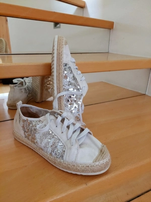 Halbschuh und Freizeitschuh Bild 4