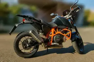 KTM 690 Duke ABS 2015 Bild 2