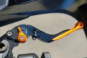 KTM 690 Duke ABS 2015 Bild 3