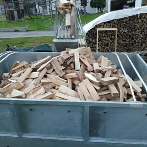 Brennholz weich (Fichte, Tanne), 1-jährig, trocken gelagert