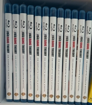 Big Bang Theaory Blue Ray und Wackelkopf Figuren Bild 7