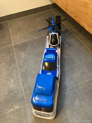 Polizei-Lastwagen Bild 4