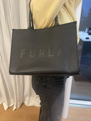 neuwertige Furla Tasche  Bild 3