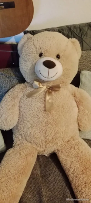 Großer Teddybär