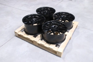 Set-JR#158   Japan Racing JR42 Felgenset