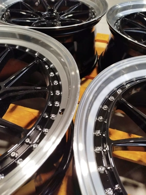 SET-JR#434 Japan Racing JR39 Felgenset Bild 3