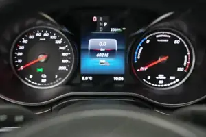 Mercedes-Benz EQV 300 AVANTGARDE Lang ACC PDC Sport KlimaA Bild 4