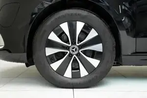 Mercedes-Benz EQV 300 AVANTGARDE Lang ACC PDC Sport KlimaA Bild 3