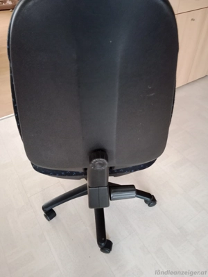 Bürostuhl zu verschenken Bild 2