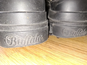 Originale Baffalo Schuhe (Loafer), Schwarz,Silber,Nieten  Bild 3