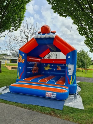 Vermiete Hüpfburg Goldfisch für Veranstaltungen aller Art Bild 3