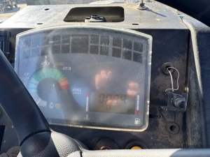 John Deere 3300 HYDRAC EK 120 P Lader Bild 8