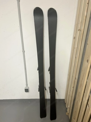 Atomic Ski 154 cm mit Bindung Bild 2