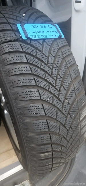 Alufelgen mit Winterreifen 215 65 R17 Bild 3