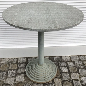 schöner massiver Garten Tisch Steintisch Stein D 65 cm Höhe 72 cm wegen Umzug günstig zu verkaufen