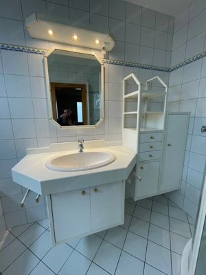 Badezimmer Möbel gepflegt