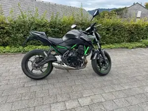 Kawasaki Z650 Bild 6