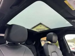 Porsche Cayenne Bild 19