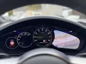 Porsche Cayenne Bild 14