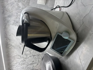 Thermomix TM6 mit komplettem Zubehör      Bild 2