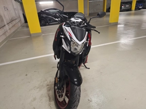 Suzuki GSX S750 Bild 4