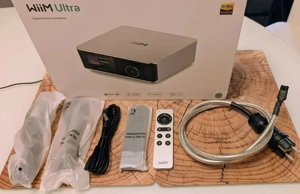 Neuwertig - WIIM Ultra mit WIIM Remote 2