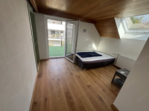 WG Zimmer in renoviertem EFH mit Garten  Bild 6