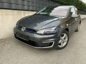 VW e-Golf mit virtual Display, Kamera, Radar, CCS, etc. Bild 9