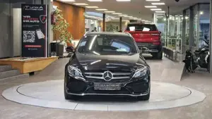 Mercedes-Benz C 220 Bild 2