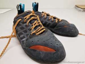 Kletterschuhe 44