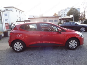 Wenig Kilometer Renault  Clio TCE Expression !! BENZiNER !! Bild 4