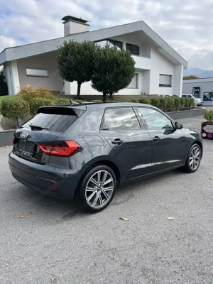 Audi A1 S-Line Automatik 30 TFSI Bild 4