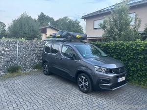 Dachzelt mit Markiese und Unterzelt Bild 3