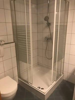 Helle Kleinwohnung im Grünen Bild 4
