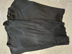 Herbstpullover in verschiedenen Farben