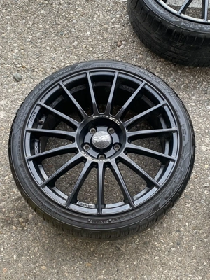 Winterreifen mit OZ Racing Superturismo LM 19 Zoll Bild 3
