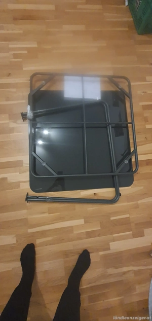 Balkon, Gartentisch. Bild 4