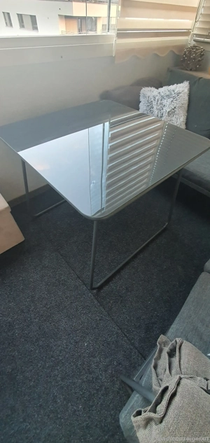 Balkon, Gartentisch. Bild 2