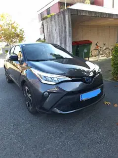 Toyota C-HR Baujahr 2023 Top Zustand   nur 37 000km Bild 4