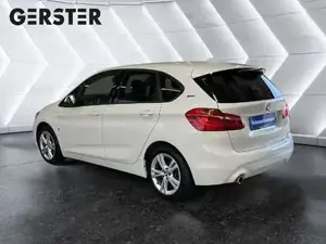 BMW 225 Bild 4