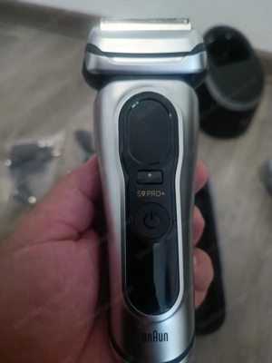 BRAUN Series 9 Pro+ mit PowerCase und Reinigungsstation Bild 3