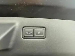 Hyundai SANTA FE Calligraphy 1.6 T-GDI PHEV 4WD 6-Sitzer / Head-... Bild 10