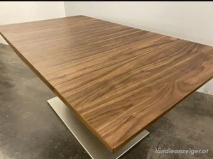 Niehoff Säulentisch Wildnussbaum 160 (205) cm UVP 1098 -2780 Bild 3 Niehoff Säulentisch Wildnussbaum 160 (205) cm UVP 1098 -2780 Bild 3