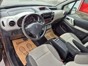 Peugeot Partner Bild 14